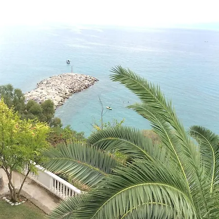 Apartment Apollon *