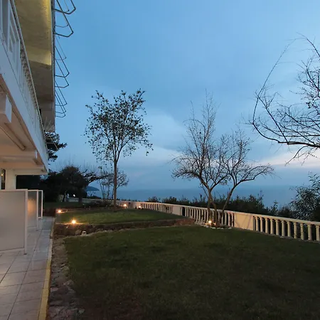 Apartament Apollon Akrogiali