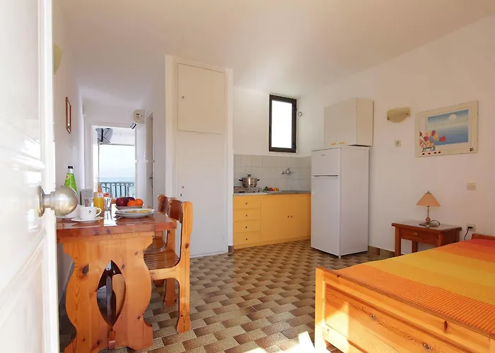 Apollon Apartamento Akrogiali